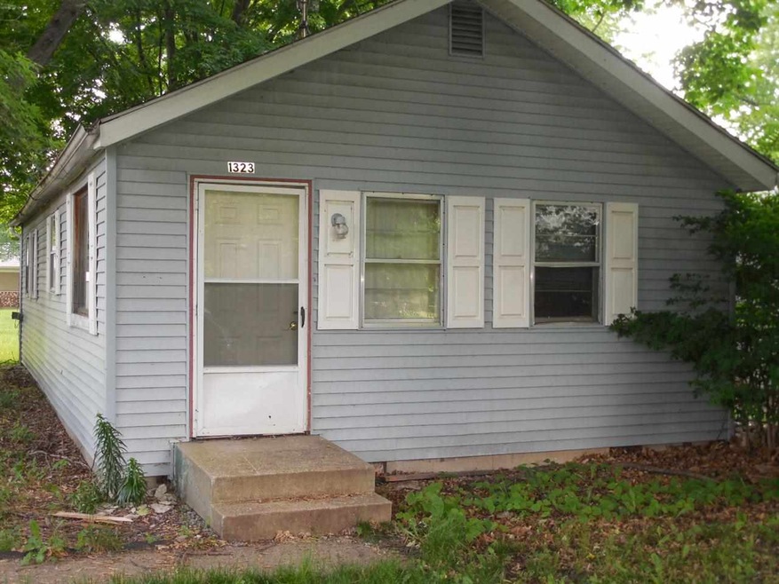 1323 Okema St, Elkhart, IN 46516 - photo 1