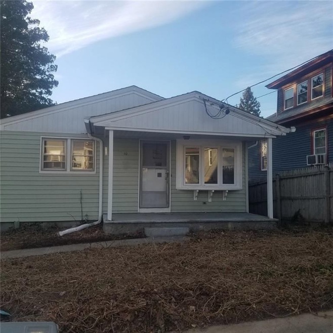 10 Middle St, West Warwick, RI 02893 - photo 1