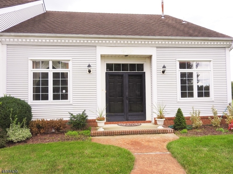 48 Winthrop Rd, Monroe Township, NJ 08831 - photo 1