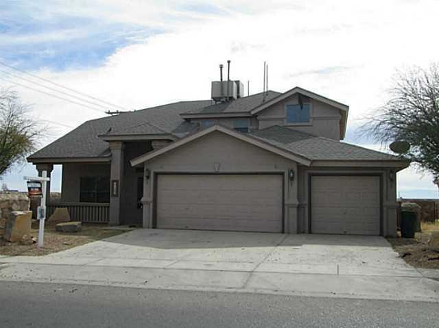 14136 Lago Seco Dr, Horizon City, TX 79928 - photo 1