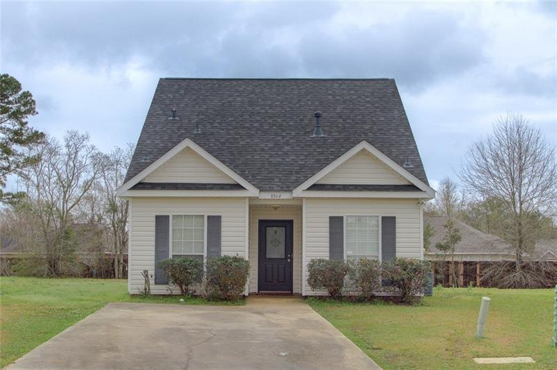 Lovely home in popular Spring Grove!