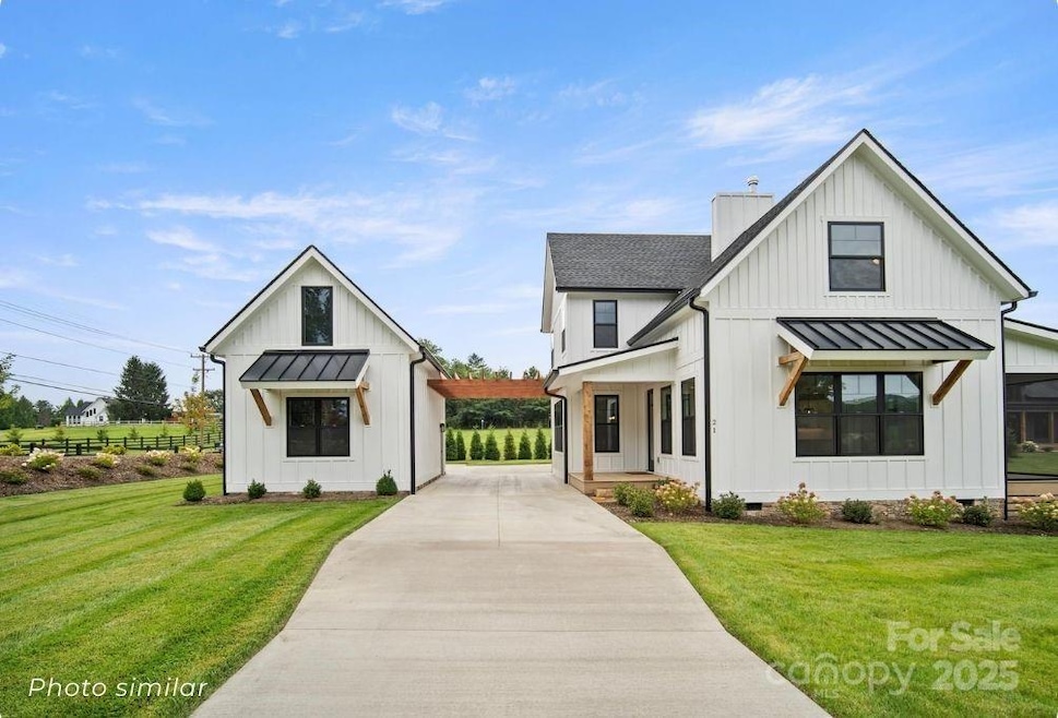 184 Mavrick Dr, Mills River, NC 28759 - photo 1