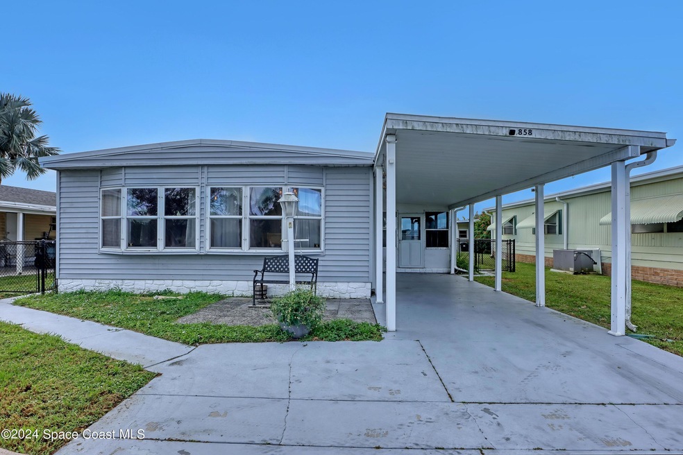 858 Cashew Cir, Sebastian, FL 32976 - photo 1