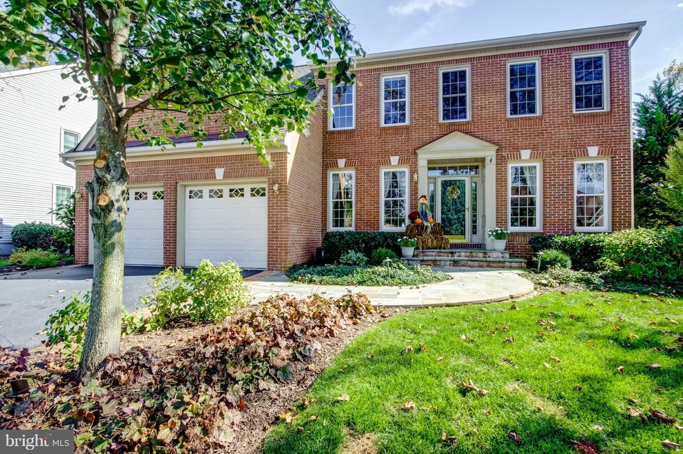 13603 Bare Island Dr, Chantilly, VA 20151 - photo 1