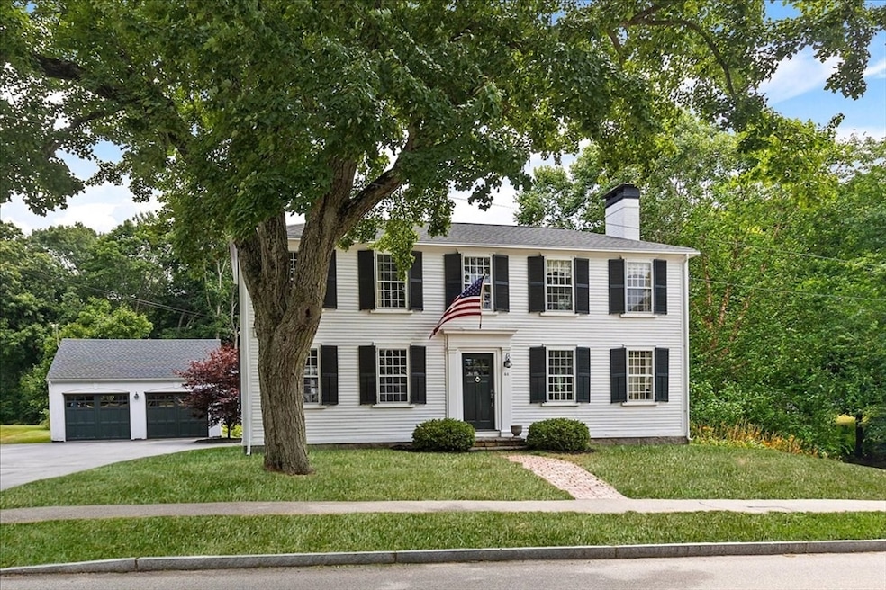 44 Spring St, Hingham, MA 02043 - photo 1