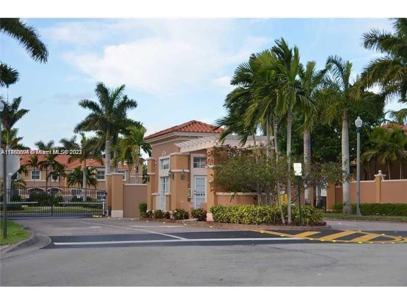 768 SW 106th Ave unit 1904, Pembroke Pines, FL 33025 - photo 1