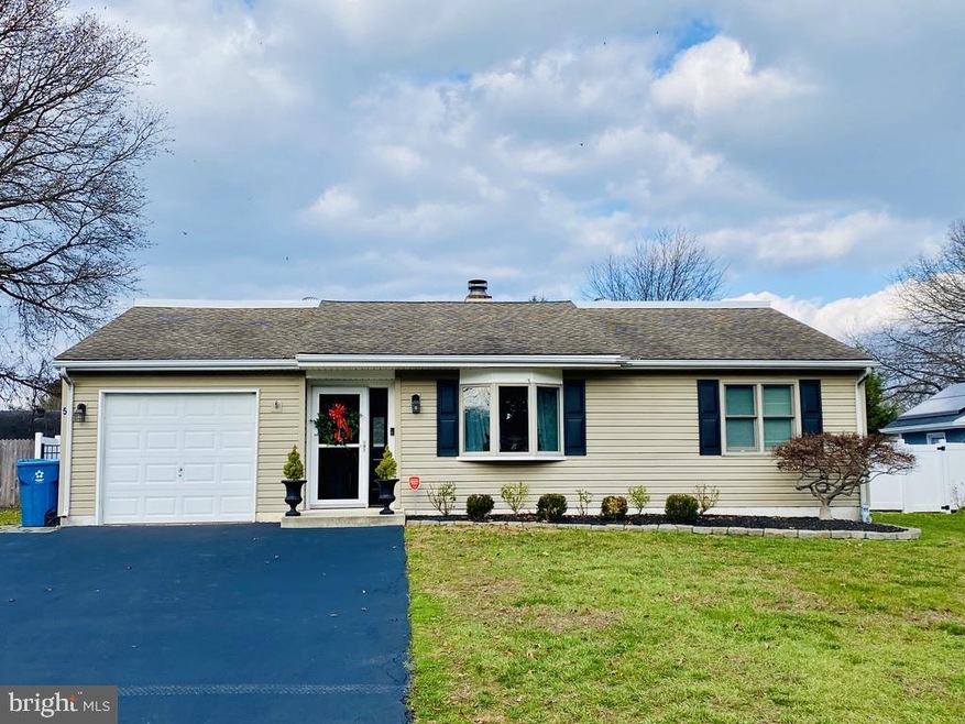 5 Bass Ct, Newark, DE 19713 - photo 1