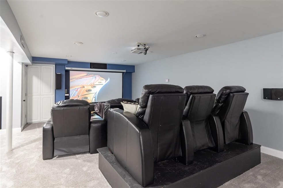 20 Indian Rock Rd, Nashua, NH 03063 - photo 1