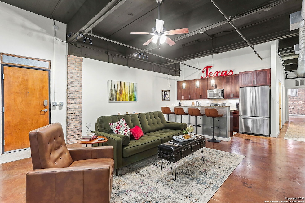 1339 S Flores St unit 106, San Antonio, TX 78204 - photo 1