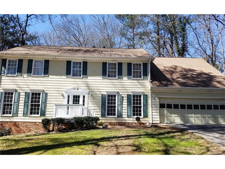 Traditional home in Indian Hills