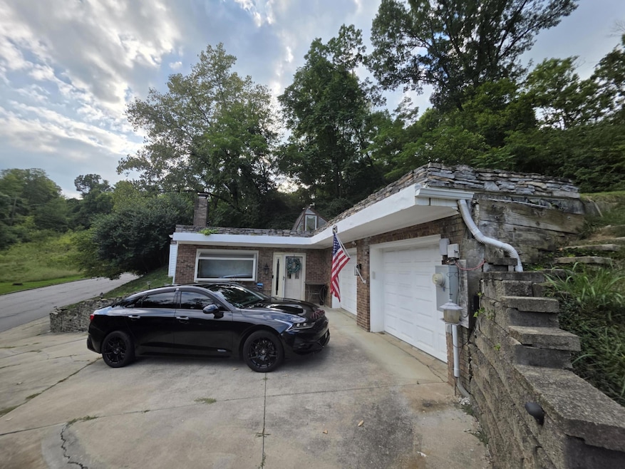 1216 E Henry Clay Ave, Fort Wright, KY 41011 - photo 1