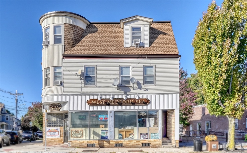 Sold $1,375,000 • Co-Listing Agent