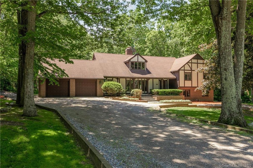 47 Putting Green Ln, Prospect, CT 06712 - photo 1