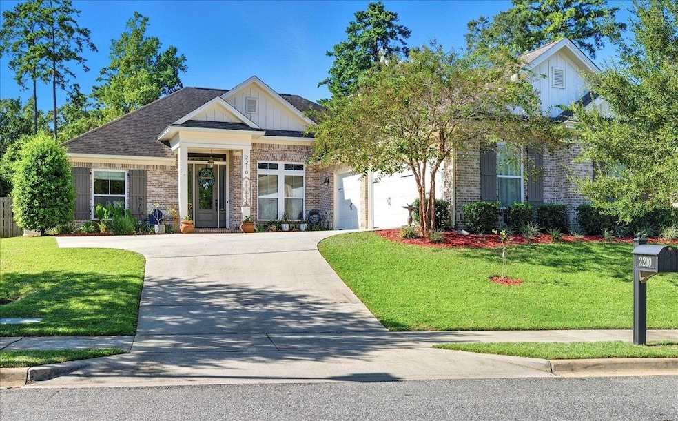 2210 Blakely Ct, Tallahassee, FL 32308 - photo 1