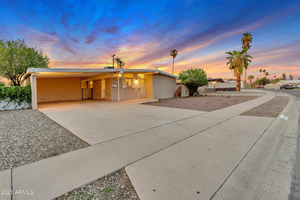 3628 W Lawrence Ln, Phoenix, AZ 85051 - photo 1