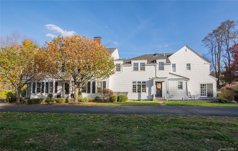 27 Hampton Rd, Airmont, NY 10901 - photo 1