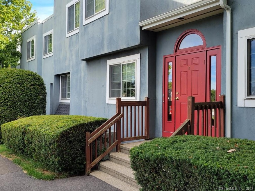 9 Maple Tree Ave unit E1, Stamford, CT 06906 - photo 1