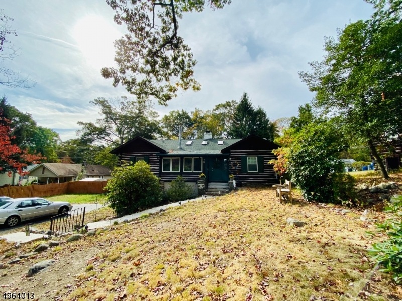 79 Cascade Way, Butler, NJ 07405 - photo 1