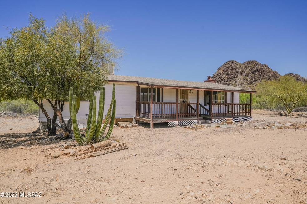 5732 S. Joseph Ave.