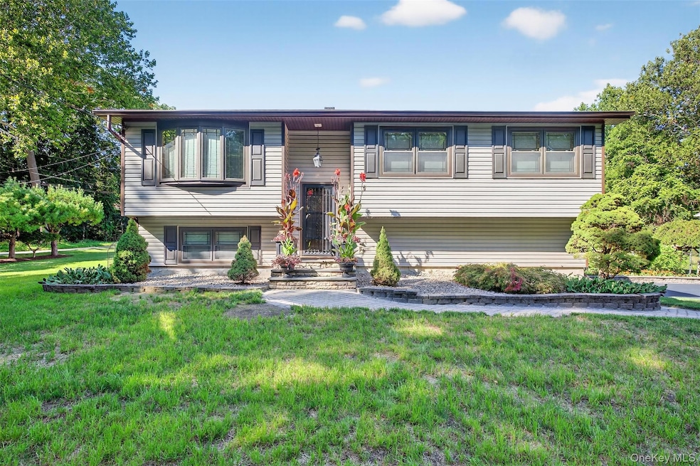 Pending $479,900 • Co-Listing Agent