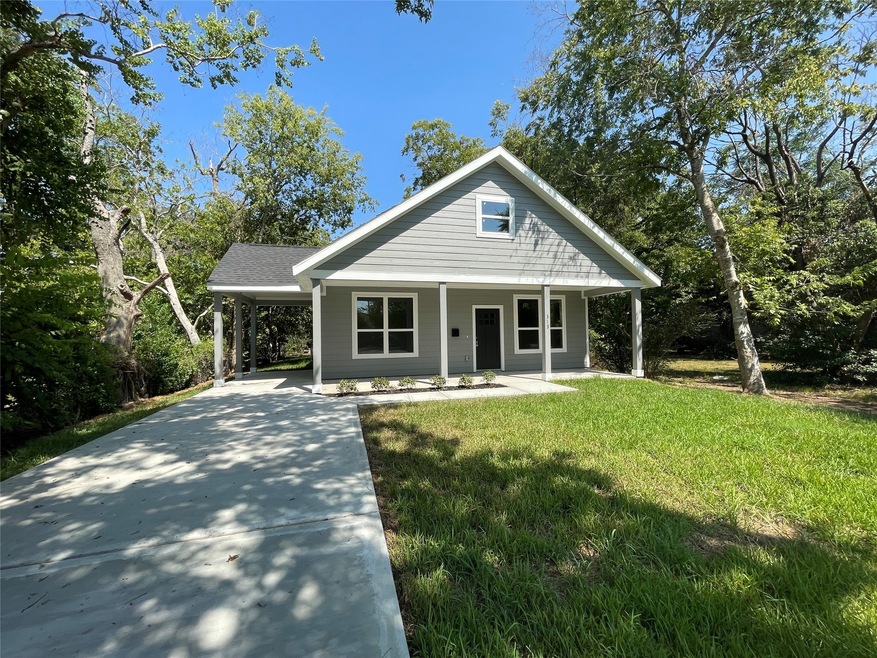 313 2nd St, Rosenberg, TX 77471 - photo 1