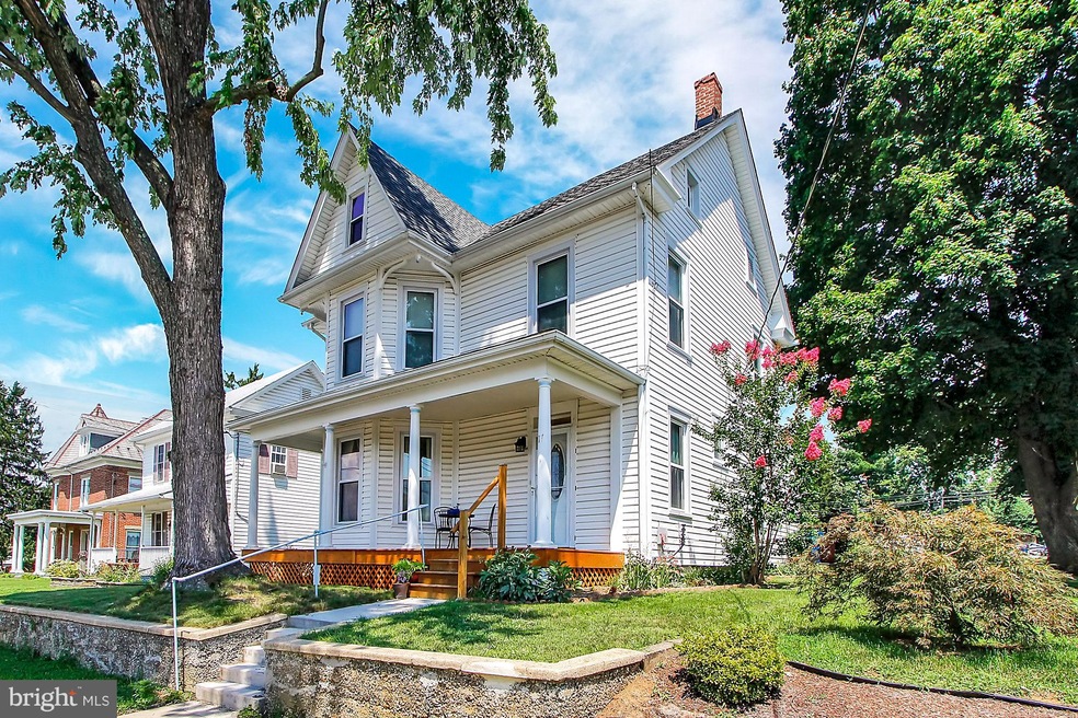 17 N Maple Ave, Smithsburg, MD 21783 - photo 1