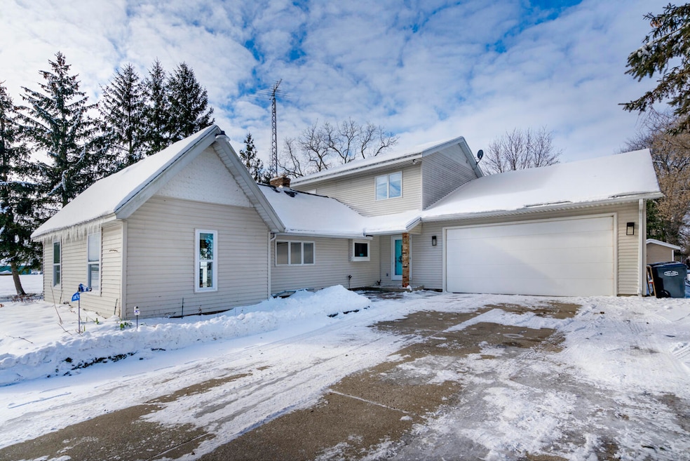 10660 S 12th St, Schoolcraft, MI 49087 - photo 1