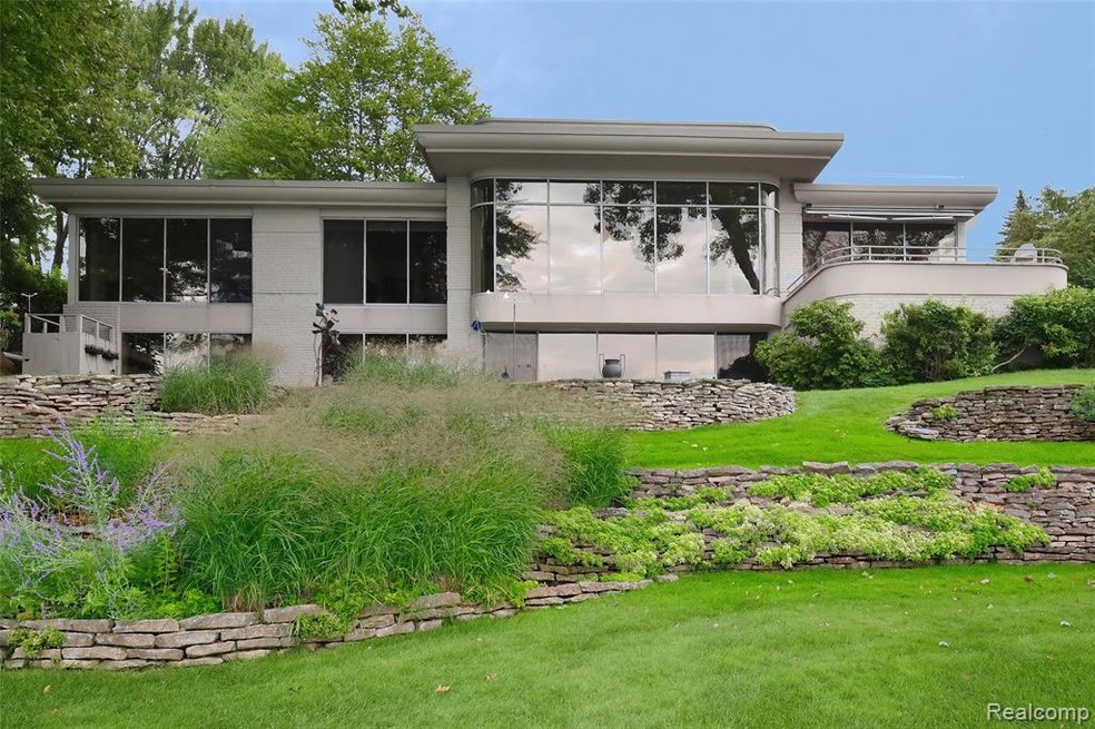 Presenting 2053 N. Hammond Rd., A Property Of Outs