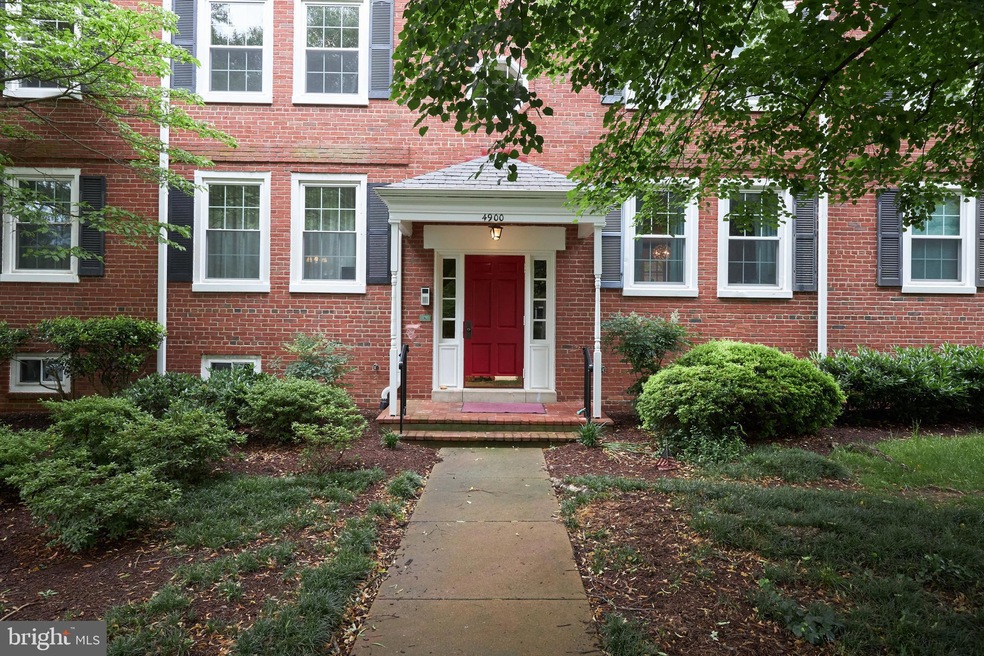 4900 29th Rd S unit B1, Arlington, VA 22206 - photo 1