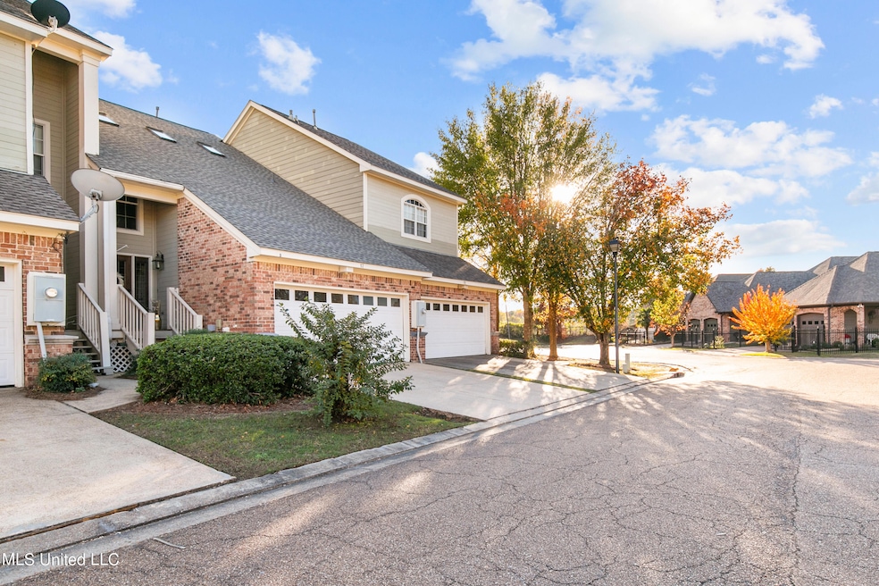 17 Charleston Cir, Brandon, MS 39047 - photo 1