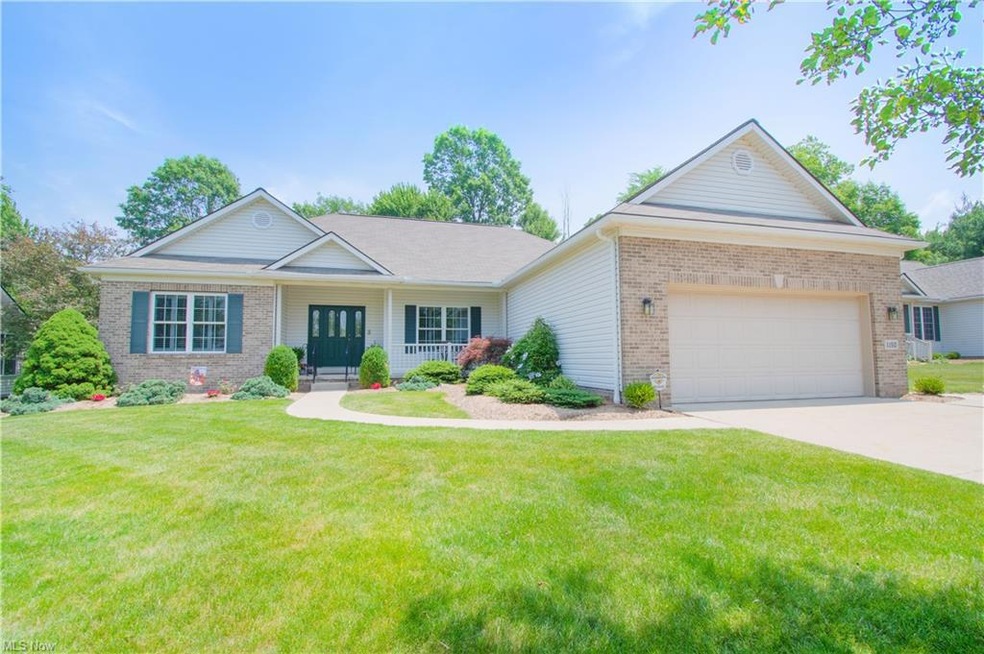 Beautiful detached condo in Bridlewood Village!