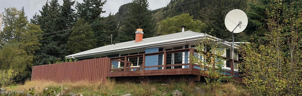 1 26 Barnett Drive E