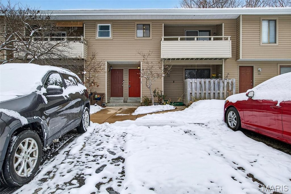 28 Jakes Ct unit E, O Fallon, MO 63366 - photo 1