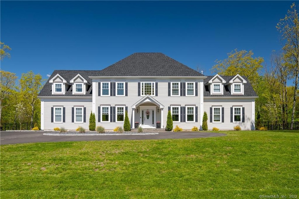 Beautiful custom colonial
