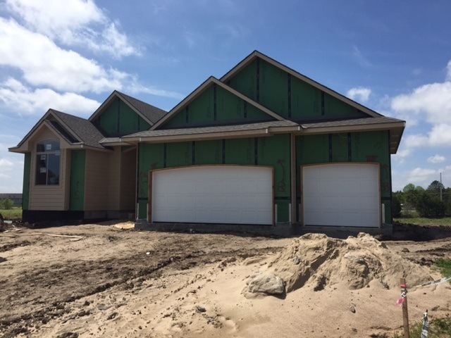 8631 W Candlewood Ct, Wichita, KS 67205 - photo 1