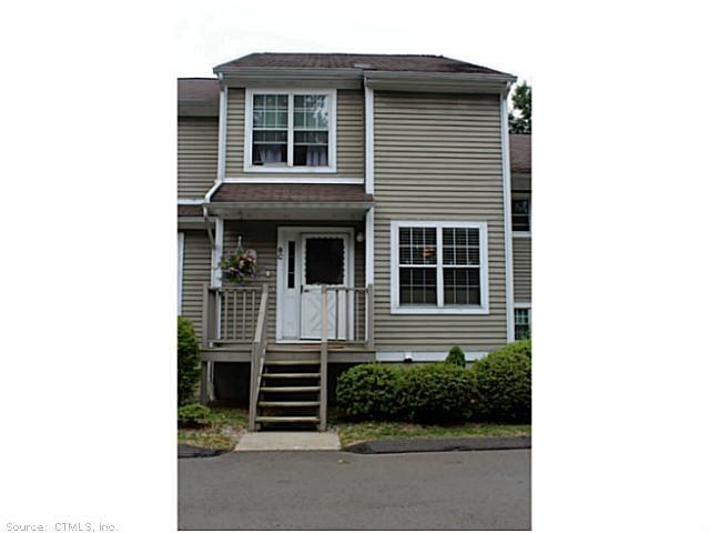 Exterior Front. Quiet complex- close to highway, s