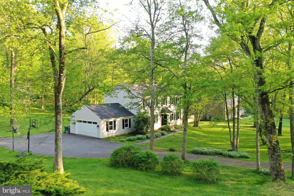 36 Park Ln, Glen Mills, PA 19342 - photo 1