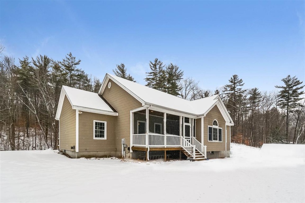 196 Davis Rd, Sanbornville, NH 03872 - photo 1