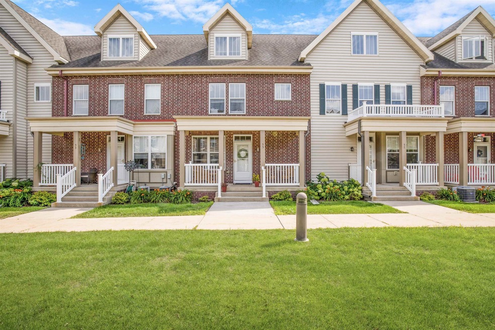 55 S Gardens, Fitchburg, WI 53711 - photo 1