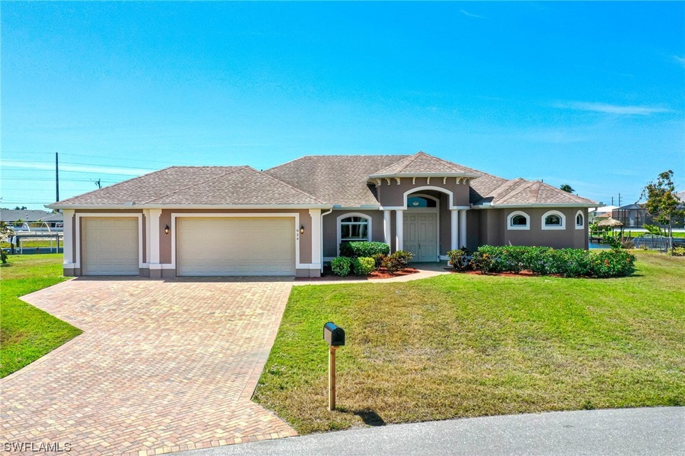 934 SW 47th St, Cape Coral, FL 33914 - photo 1