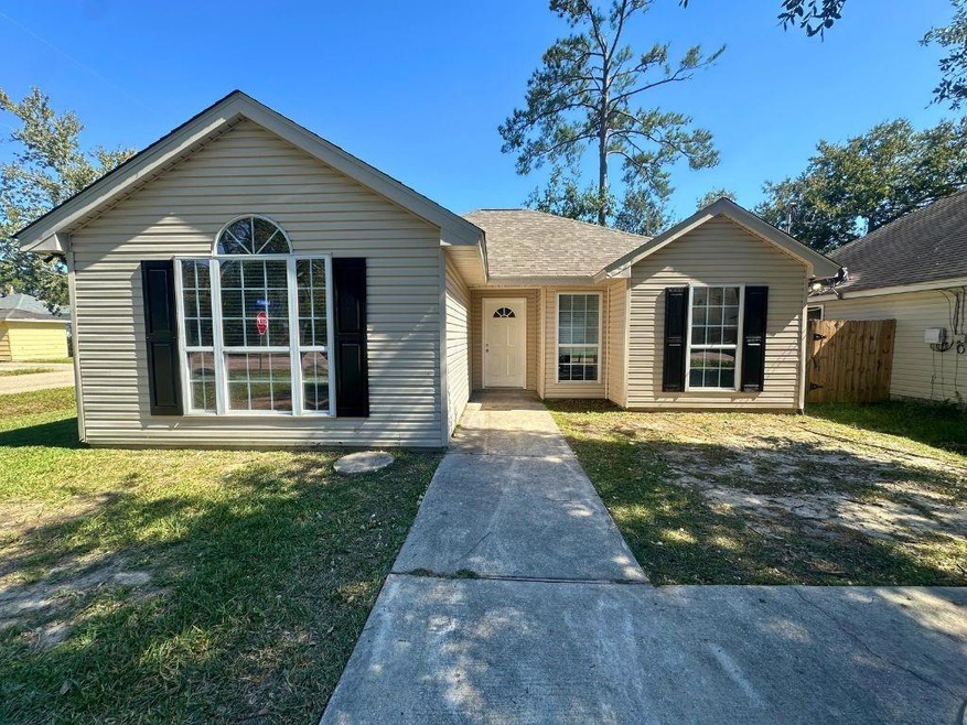 57396 Maple Ave, Slidell, LA 70461 - photo 1