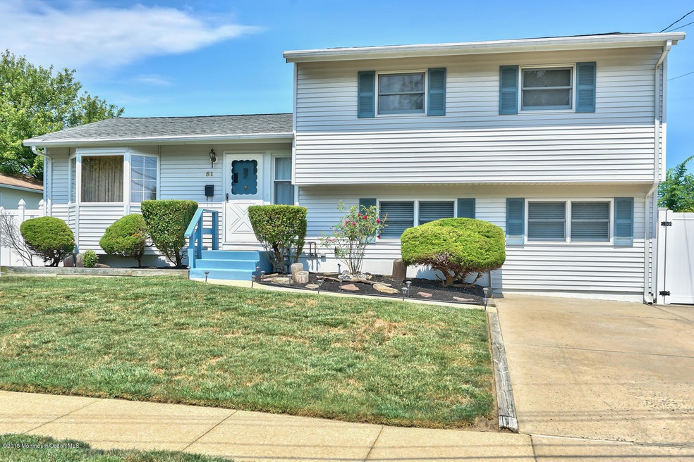 51 Woodshore W Keyport NJ-large-003-Fron