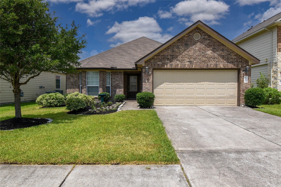 30739 Lavender Trace Dr, Spring, TX 77386 - photo 1