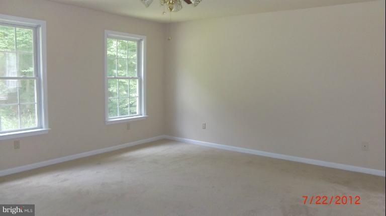 70 Warner Ln, Hedgesville, WV 25427 - photo 1