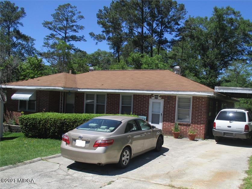 1387 Dewey St