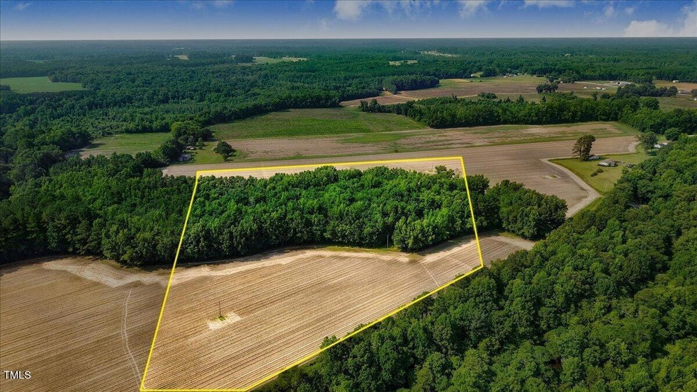 11-864 Old Dam Rd-3-Lot Lines