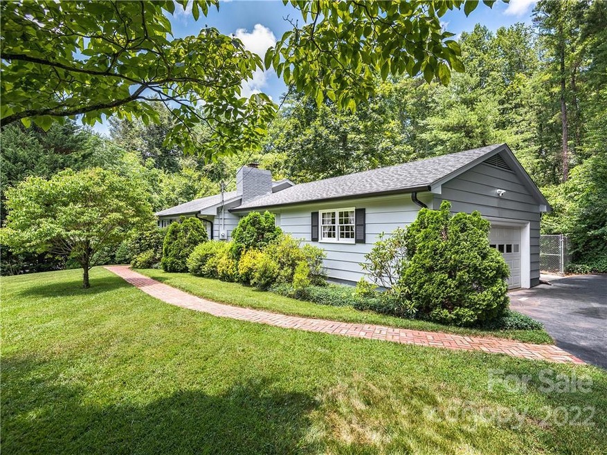 10 Stockwood Rd, Asheville, NC 28803 - photo 1