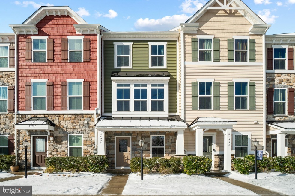 24955 Coats Square, Aldie, VA 20105 - photo 1