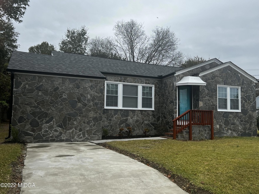 579 Lynmore Ave, Macon, GA 31206 - photo 1