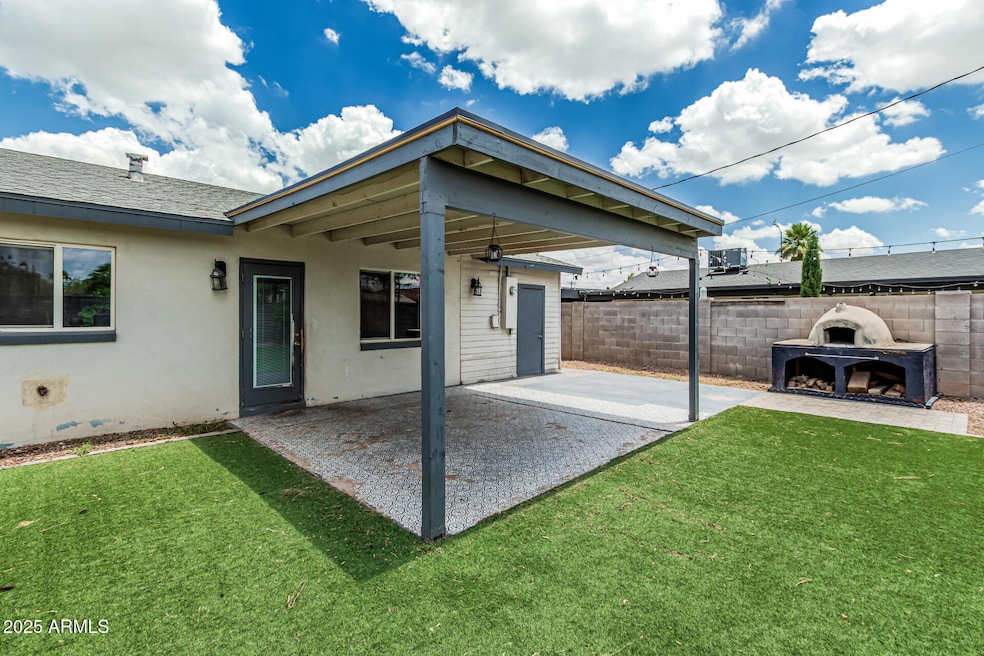 738 S Pomeroy, Mesa, AZ 85210 - photo 1